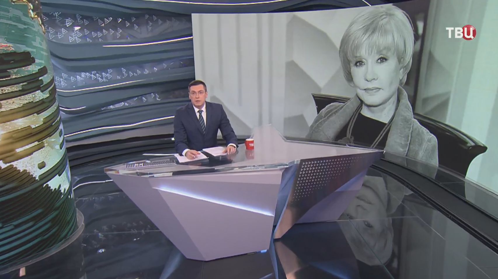 Умерла актриса Вера Алентова смотреть онлайн