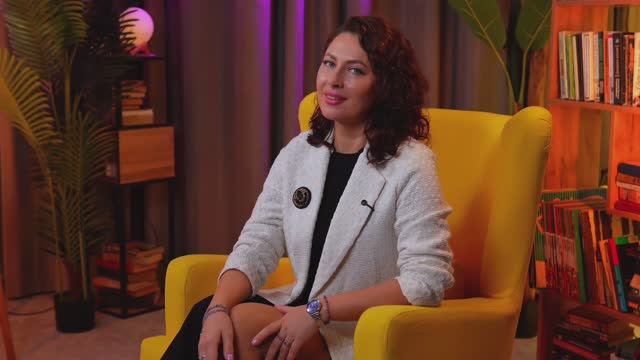 Тренер по вокалу Анастасия Чепчугова гориз.