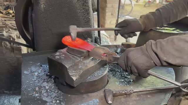 Самый полезный ИНСТРУМЕНТ для фермеров смотреть онлайн