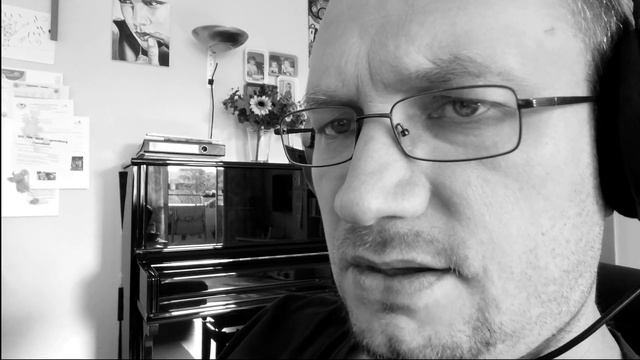 Покровский Павел. Пахнет спиртом (Читает Кинас Андрей) смотреть онлайн