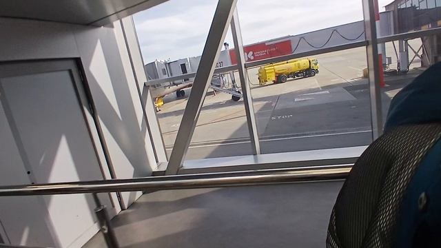 22-11-2025 АЭРОПОРТ СОЧИ ЗОНА ПРИЛЁТА часть-16 смотреть онлайн