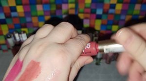 Моя огромная коллекция блесков, жидких помад и масел для губ.