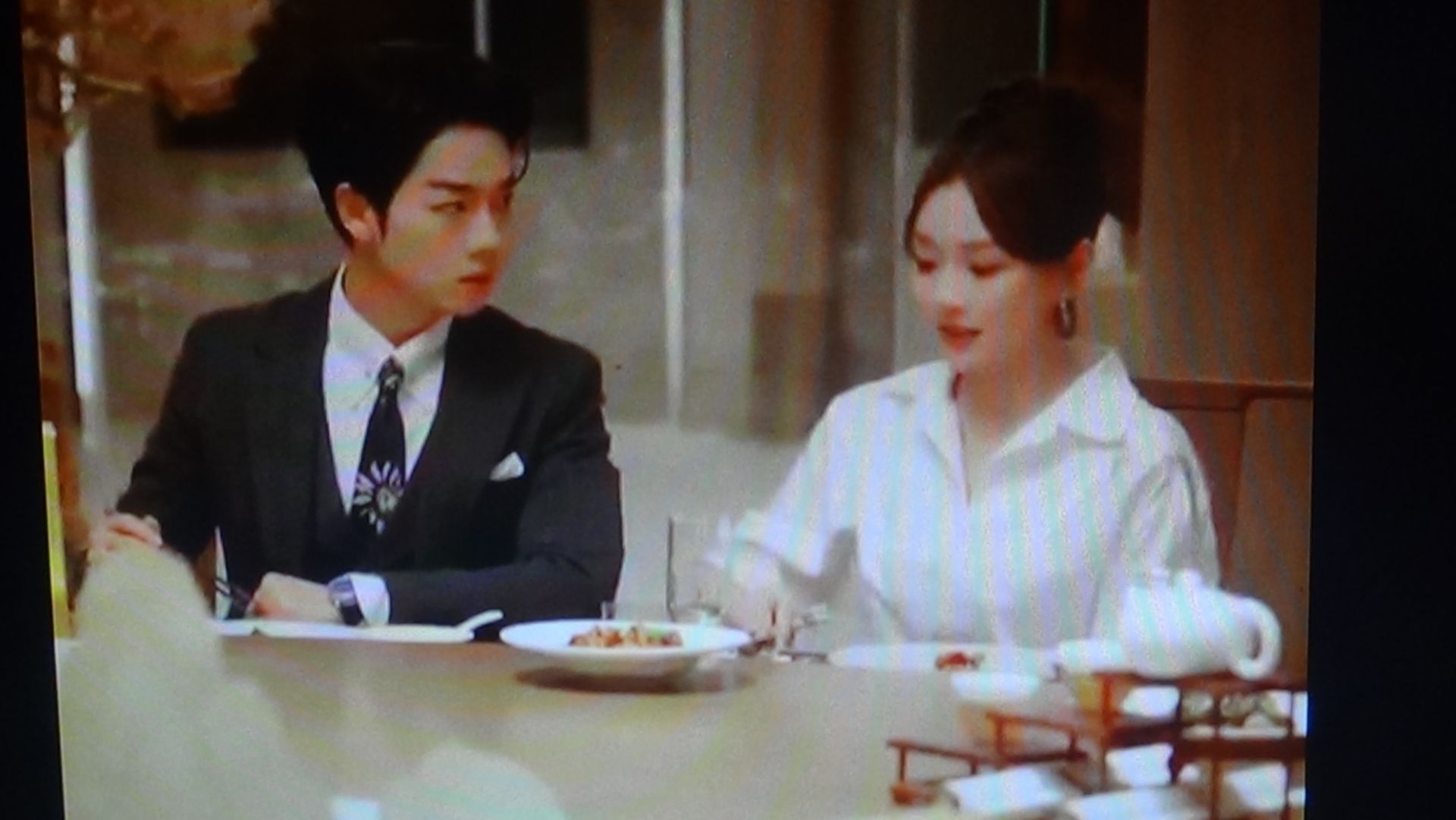 Он слишком дикий ПОДПИШИСЬ смотреть онлайн