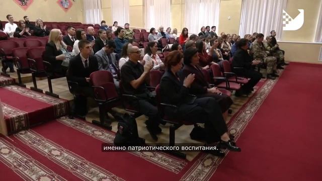 В Сургутском районе прошел районный патриотический форум смотреть онлайн