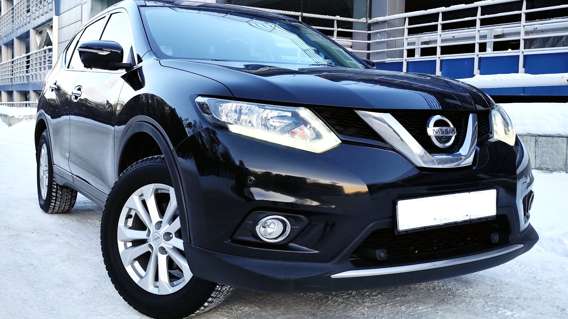 Nissan X- Trail 2017 смотреть онлайн