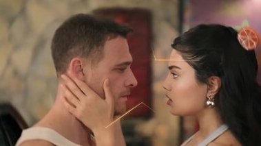 Поцелуи в турецких сериалах Multifandom#керембюрсин#хандеэрчел#чагатайулусой#деметоздемир