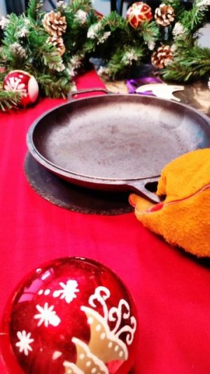 РОЖДЕСТВЕНСКАЯ ЗВЕЗДА взошла! Пуансеттия на хлебе😍 Вы такое видели?