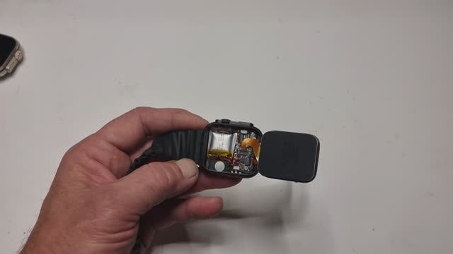 Умные часы - проверка на взрывоопасность.