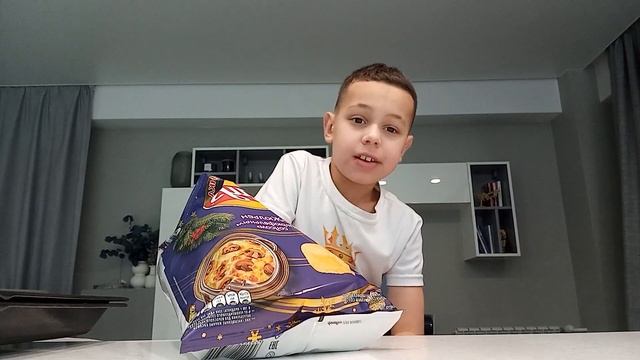Пробую необычные чипсы Lay's смотреть онлайн