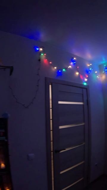 Украсил комнату к Новому году. Повторяем новогодний тренд