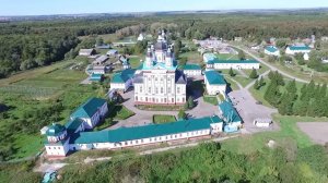 Выпуск посвящен Свято-Троицкому Сканову женскому монастырю