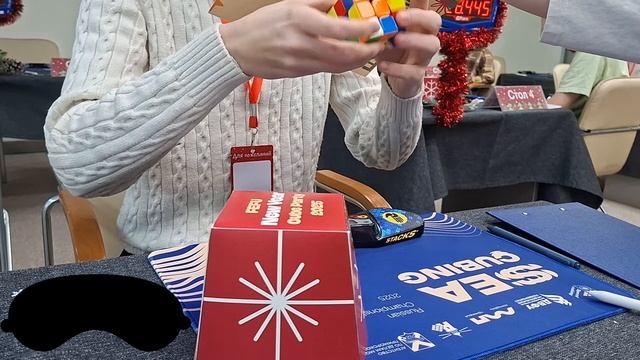 Кубик Рубика 3х3 вслепую. Соревнования FEFU New Year Cube Party 2025 смотреть онлайн