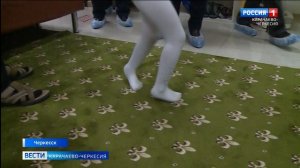 Депутат ГосДумы РФ от Карачаево-Черкесии Солтан Узденов посетил центр "Счастливое детство"