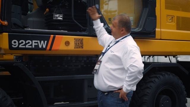 Обзор колесного экскаватора LiuGong 922FW