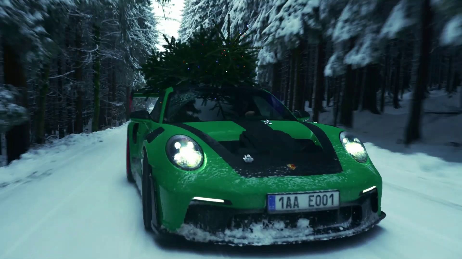 PORSCHE 992 GT3RS WITH CHRISTMAS TREE LAST CHRISTMAS