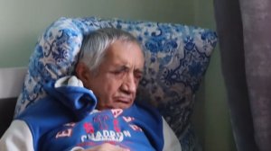 КУПИЛ СТАРИКАМ ПЕЧКУ А МЯСО ЗАБЫЛ