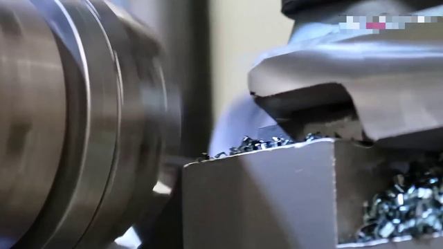 Производство гусениц - траков бульдозера смотреть онлайн