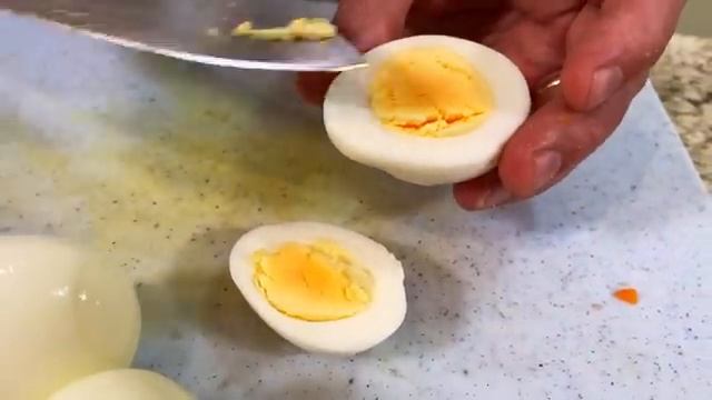 Салат Оливье, вкусный домашний рецепт. Салаты на праздничный стол в гостях у Вани! смотреть онлайн