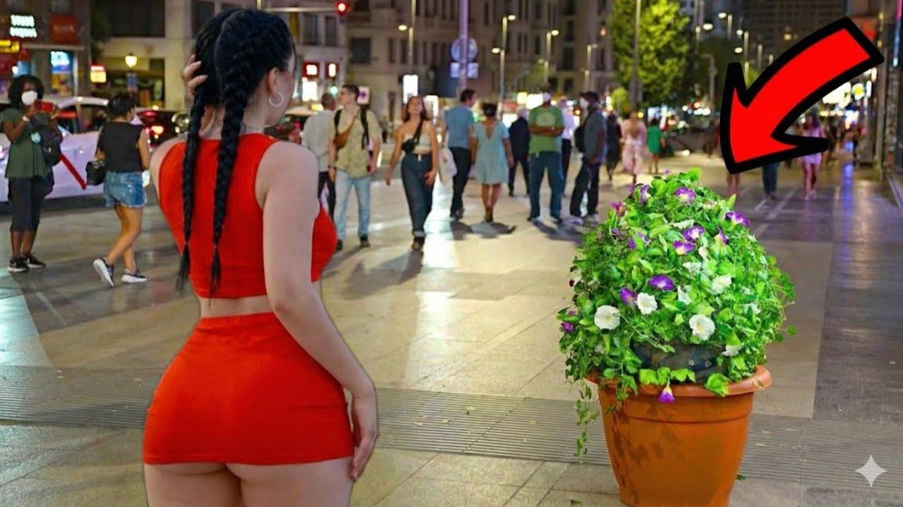 Шутка человека-кустарника Эпические страхи и падения людей !! смотреть онлайн