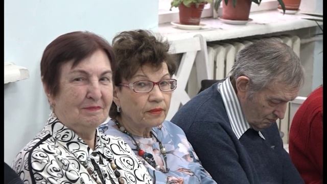 Ветераны обсудили волнующие вопросы с главой Заречного смотреть онлайн