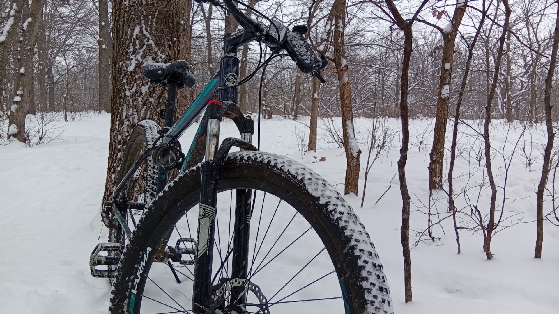 Велосипед зимой. Размышления, советы и рекомендации. смотреть онлайн