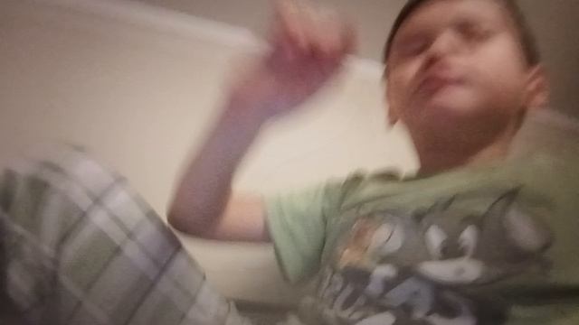 Тёма ушёл с канала мы с ним поссорились чего!!!!
