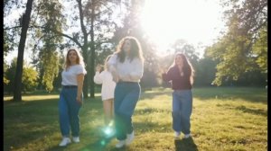 Я у твоих ног!