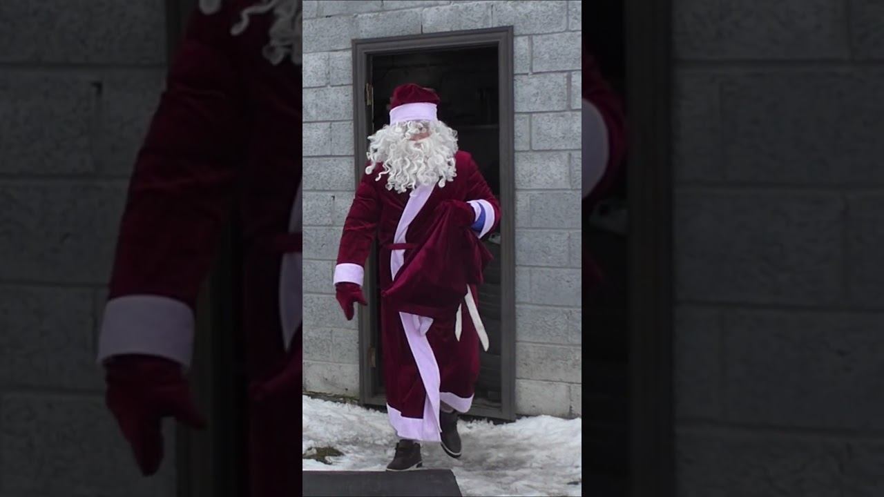 Дед Мороз раздает мощный интернет #keenetic #новыйгод #подновыйгод смотреть онлайн