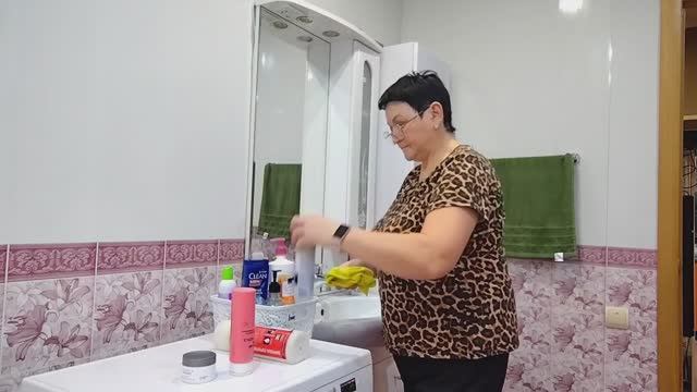 НАКОНЕЦ ПОЧИСТИЛА ПЛИТУ И ВООБЩЕ ПРОГЕНЕРАЛИЛА смотреть онлайн