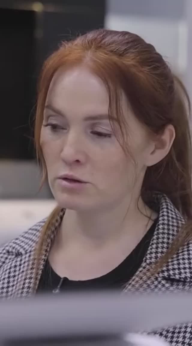 Молодой человек не отвечает на телефонные звонки смотреть онлайн