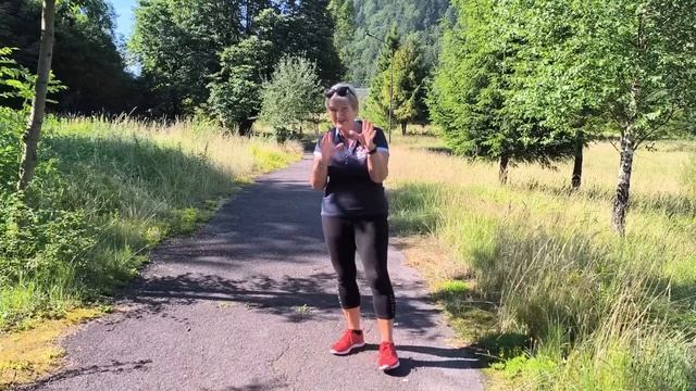 Межгорье Исходила 💃 В РЕСТОРАНЕ Я БЫЛА И МОХИТО ТАМ П? смотреть онлайн