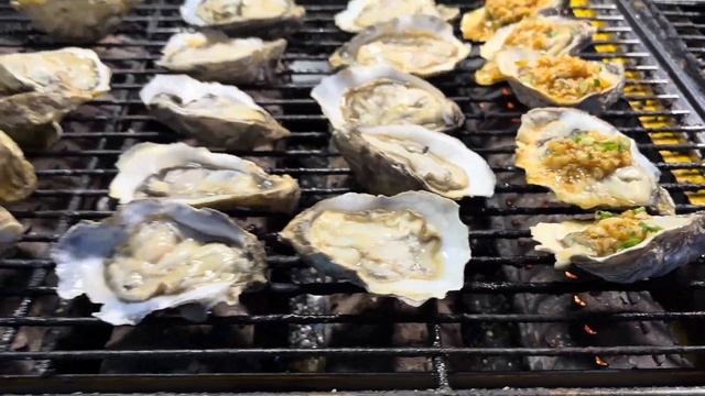 Китайский рынок на Yalong Bay Китай смотреть онлайн