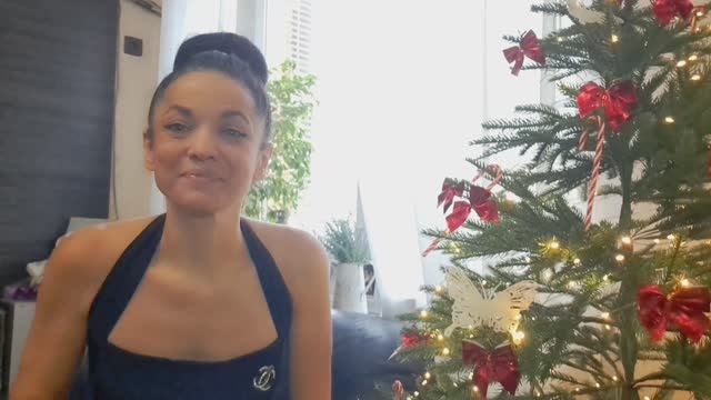 Болтаю! Распаковка! Купила новую вешалку, новую гирлянду! Всех с наступающим Новым годом!🎄🎄🎄 смотреть онлайн