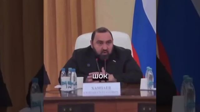 «Я девушками не могу их назвать, у них носы у всех одинаковые, лбы и скулы у всех одинаковые» смотреть онлайн