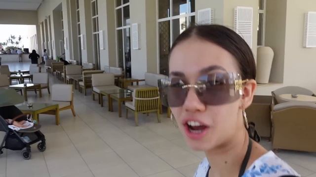 Первый день в Хургаде / РУМ ТУР номера / отель 5 звезд смотреть онлайн