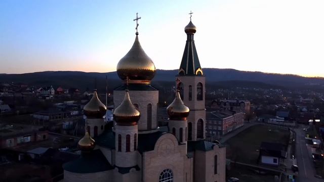 Горячий Ключ.Свято-Троицкий Храм смотреть онлайн