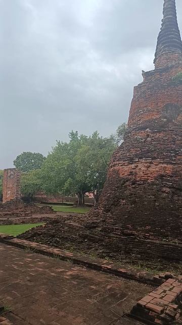 Этот храм — продолжение трона смотреть онлайн