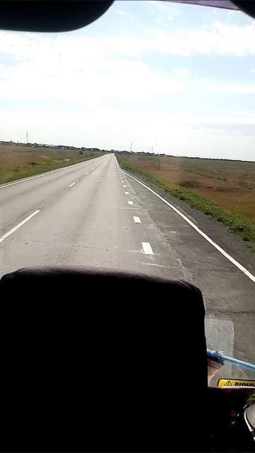 Выехал со степного в озерный