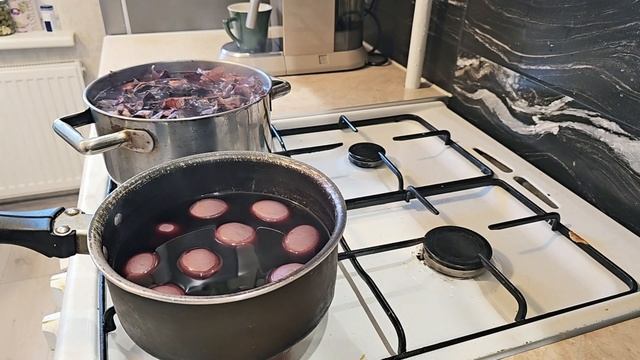 Пасхальные яйца #яйца #пасха #праздник #готовка #шелуха смотреть онлайн