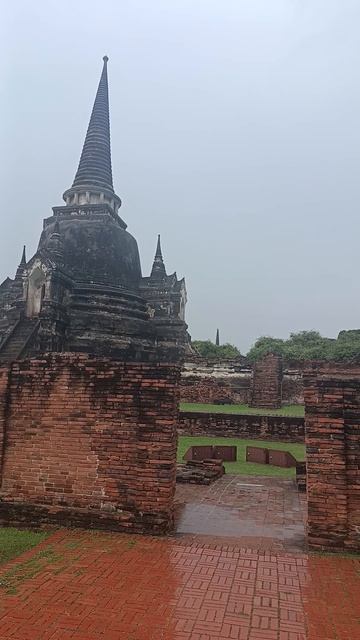 Храм, который строили без цемента смотреть онлайн