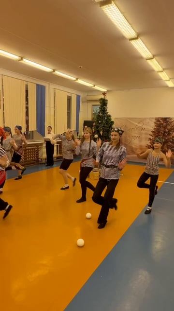 25.12.25г.Сценка из новогодней сказки для детей"Разбойники с большой дороги..." смотреть онлайн