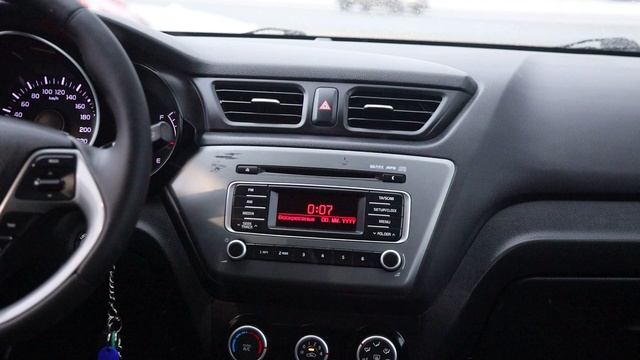 Kia Rio смотреть онлайн