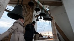 Колокольный звон, Иеродиакон Роман, А.Слепцова. Колокольня Троицкого собора Псковского кремля