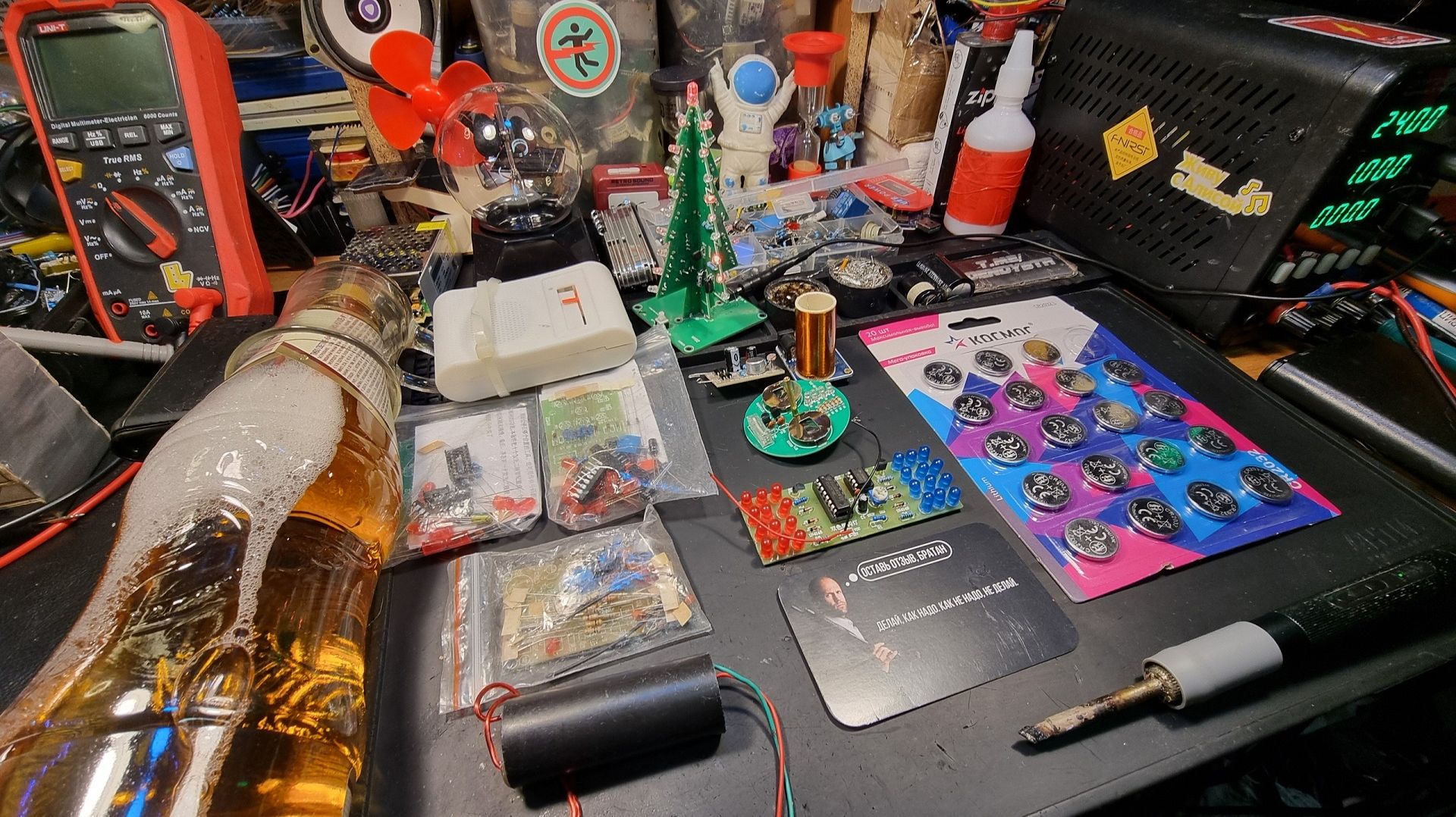 DIY "моргалок" стрим #2. Кости, кубики и драм анд басс ;) (18+) смотреть онлайн