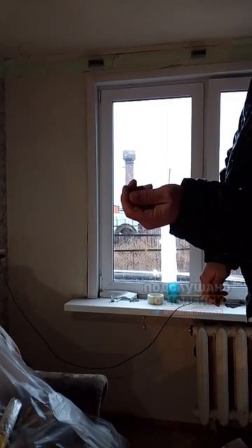 Сирота из Смоленской области продолжает жить в доме, представляющем угрозу для его жизни смотреть онлайн