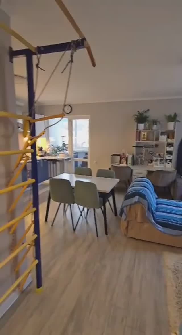 Уютная 3-комнатная 2-уровневая квартира в Ялте! смотреть онлайн