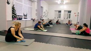 тренировка с эластичной лентой