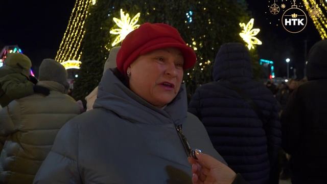 В Элисте зажгли огни на Елке в Парке «Дружба» смотреть онлайн