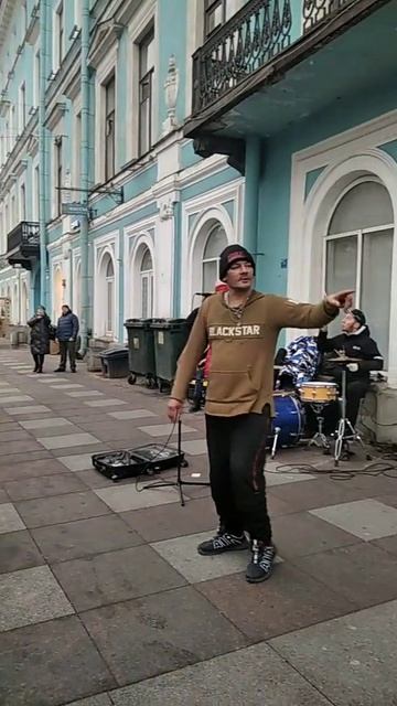 уличные музыканты.mp4 смотреть онлайн