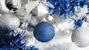 Новогодняя сказка! С наступающим новым годом  огненной лошади! Шикарная музыкальная открытка.